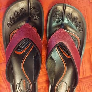 Aerothotic Orthopedic Sandals, 7.5, dark red